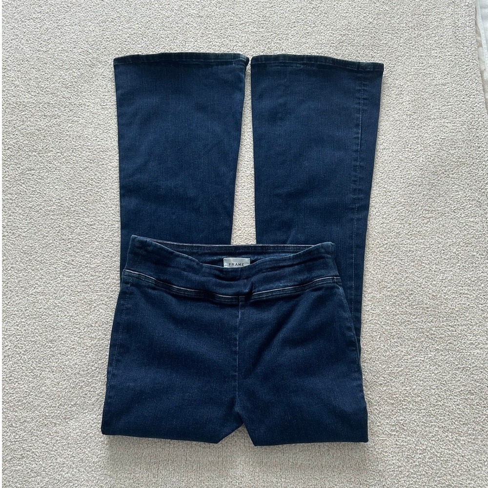 Frame Women's The Jet Set Flare Jeans size 2 in Blue